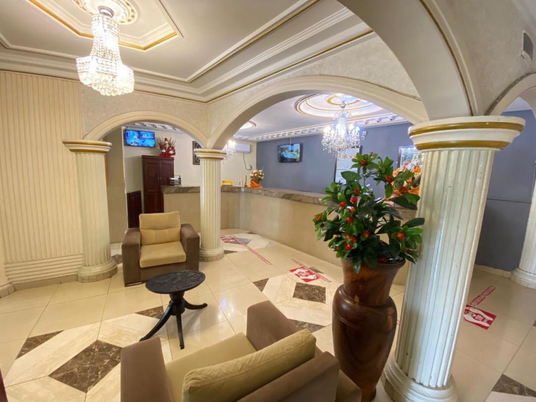 Fini Hotel Bobende Limbe Kültér fotó